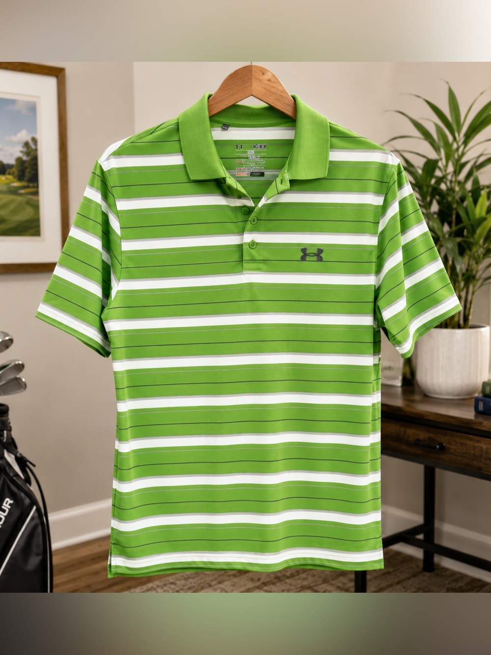 Under Armour HeatGear Men's Medium Green Striped Polo Golf Shirt Loose Fit